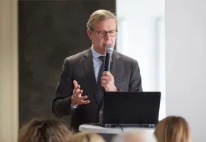 SGD Pharma stands out in molded glass