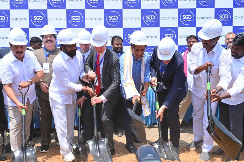 Corning and SGD Pharma announce joint venture to open new glass tubing facility and expand access to Corning® Velocity® Vial technology in India